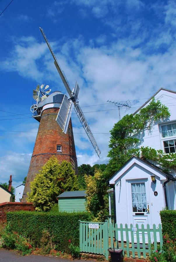 Modern Luxury 1 Bed Apartment With Parking Near Stansted Airport Stansted Mountfitchet Bagian luar foto